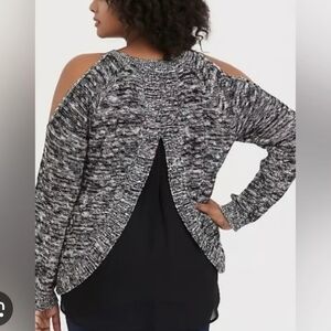 Torrid Women's Size 5 White & Gray Cold Shoulder Sweater Sexy Knit Top